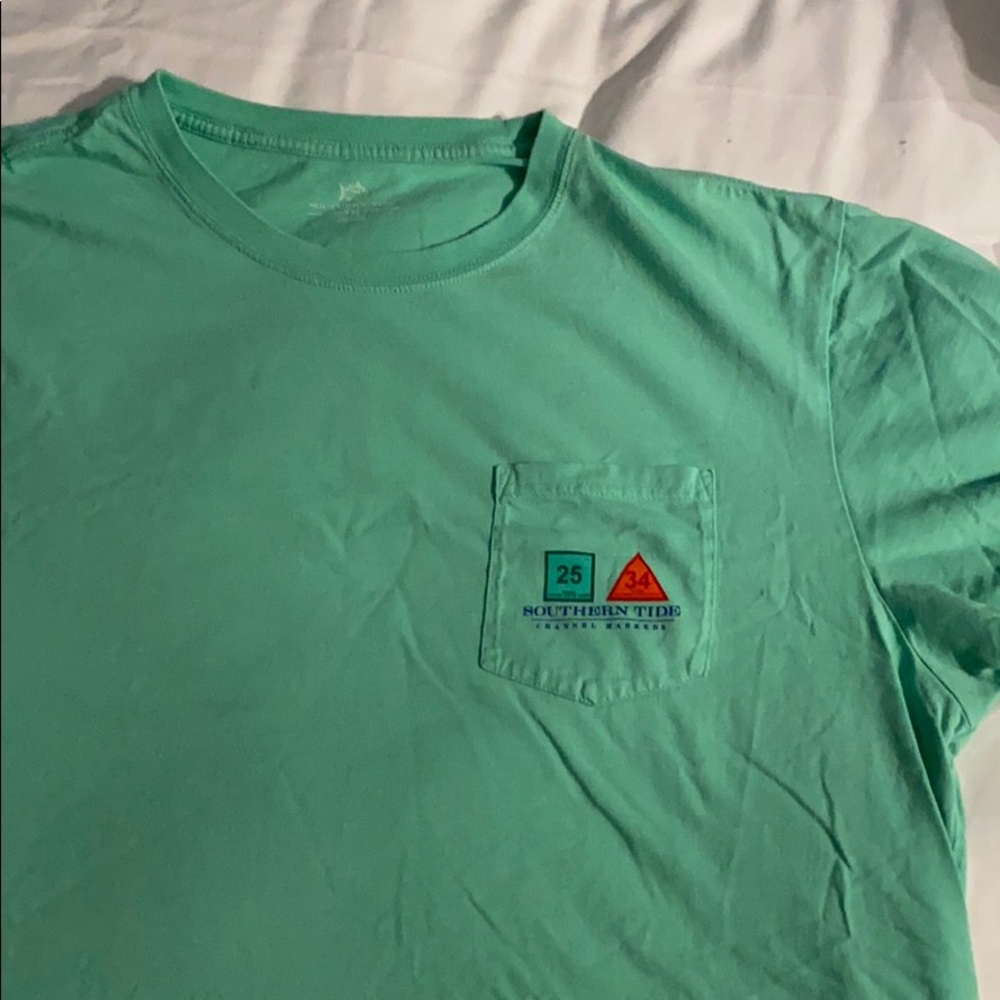 Southern Tide T-shirt